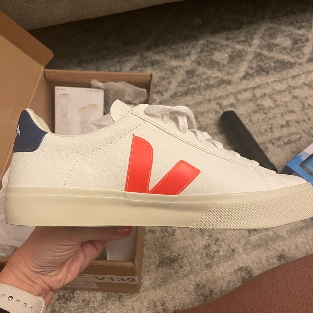 Veja Campo Trainers